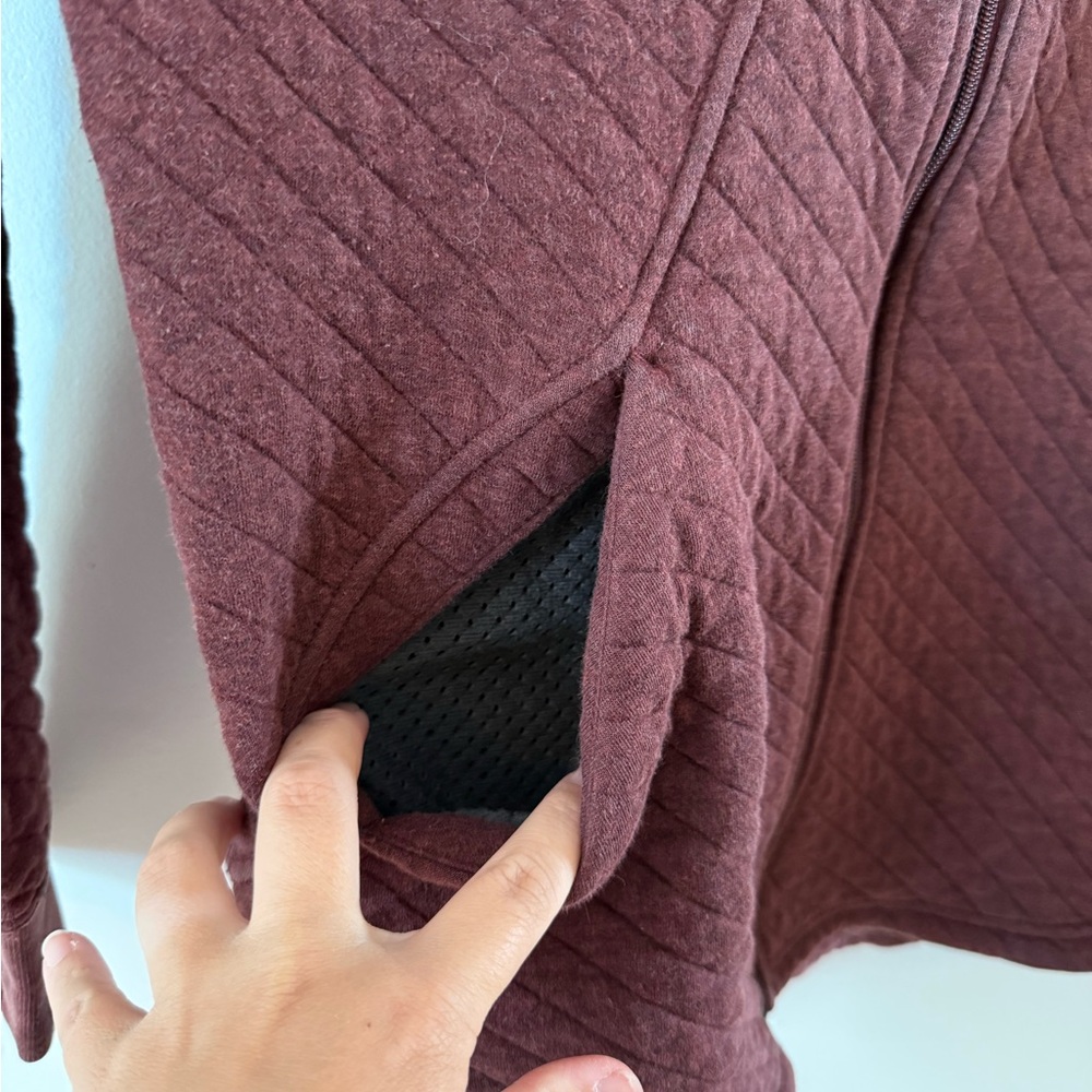 Patagonia Organic Cotton Quilted Hoody Burgundy Zip-Up Jacket Size Small - Picture 3 of 8